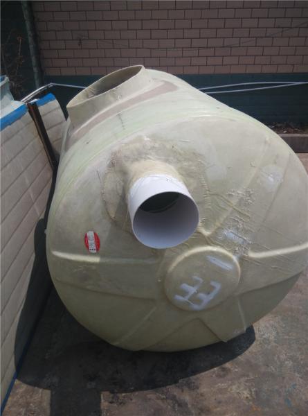 玻璃鋼隔油池倉(cāng)庫(kù)