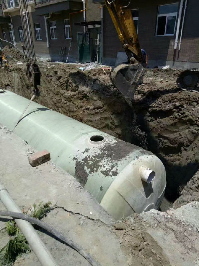 塑料檢查井滾塑和注塑工藝差別